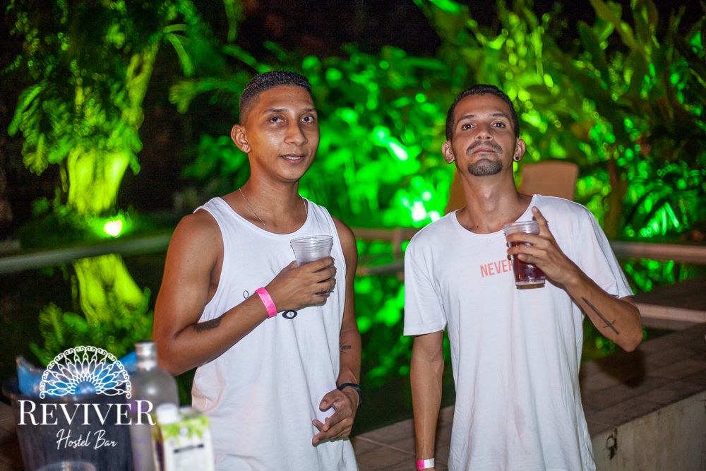  Compartilhar
                                 Enviar 
                                 Salvar
                                 Gostei
                                