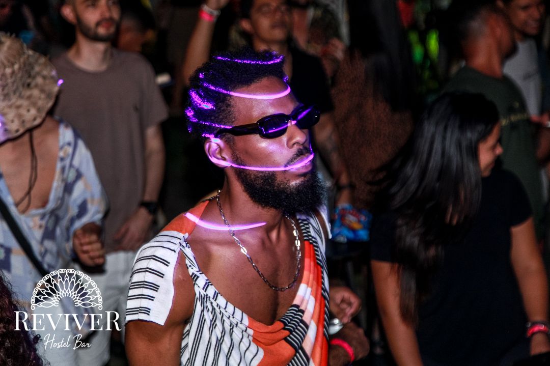 Compartilhar
                                 Enviar 
                                 Salvar
                                 Gostei
                                