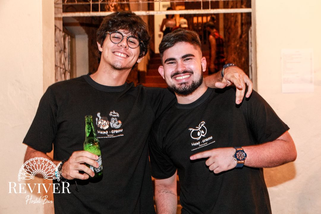 Compartilhar
                                 Enviar 
                                 Salvar
                                 Gostei
                                